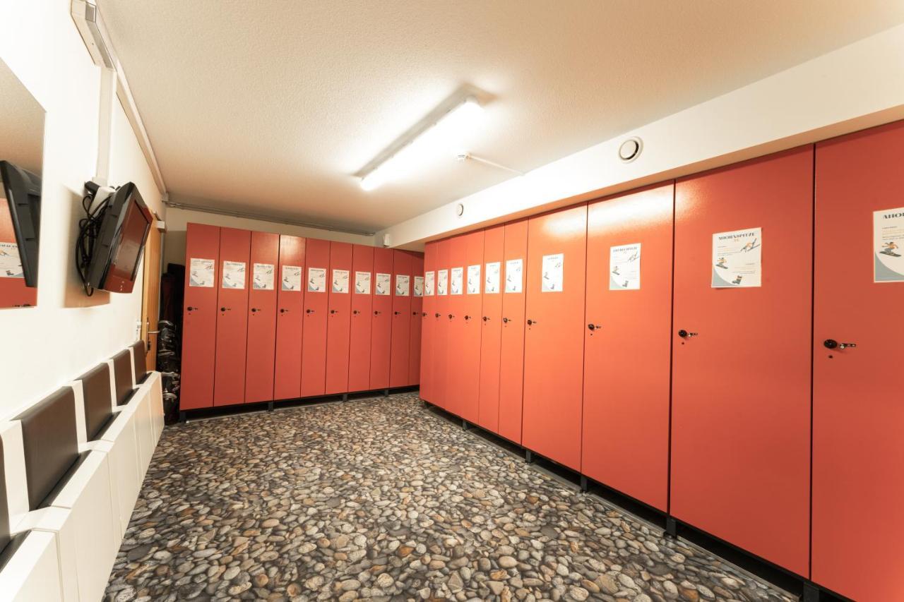 Aparthotel Dorfplatzl Garni トゥクス エクステリア 写真