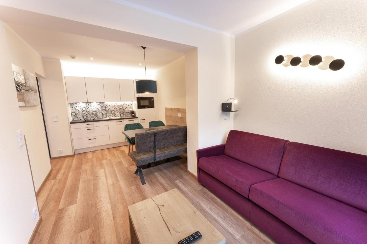 Aparthotel Dorfplatzl Garni トゥクス エクステリア 写真