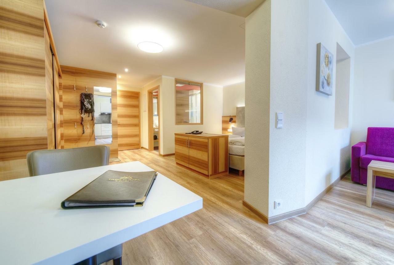 Aparthotel Dorfplatzl Garni トゥクス エクステリア 写真